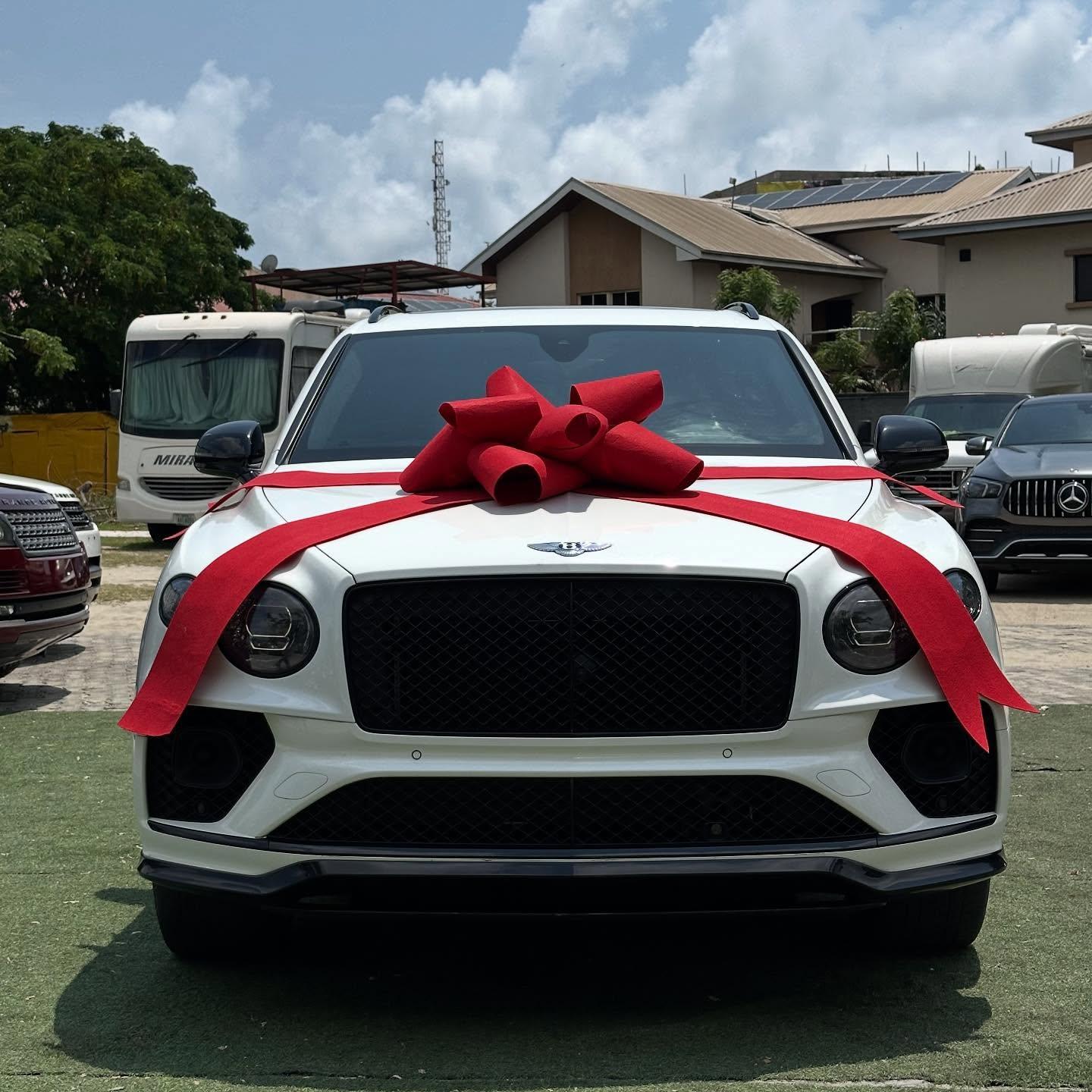 Bentley Bentayga 2022