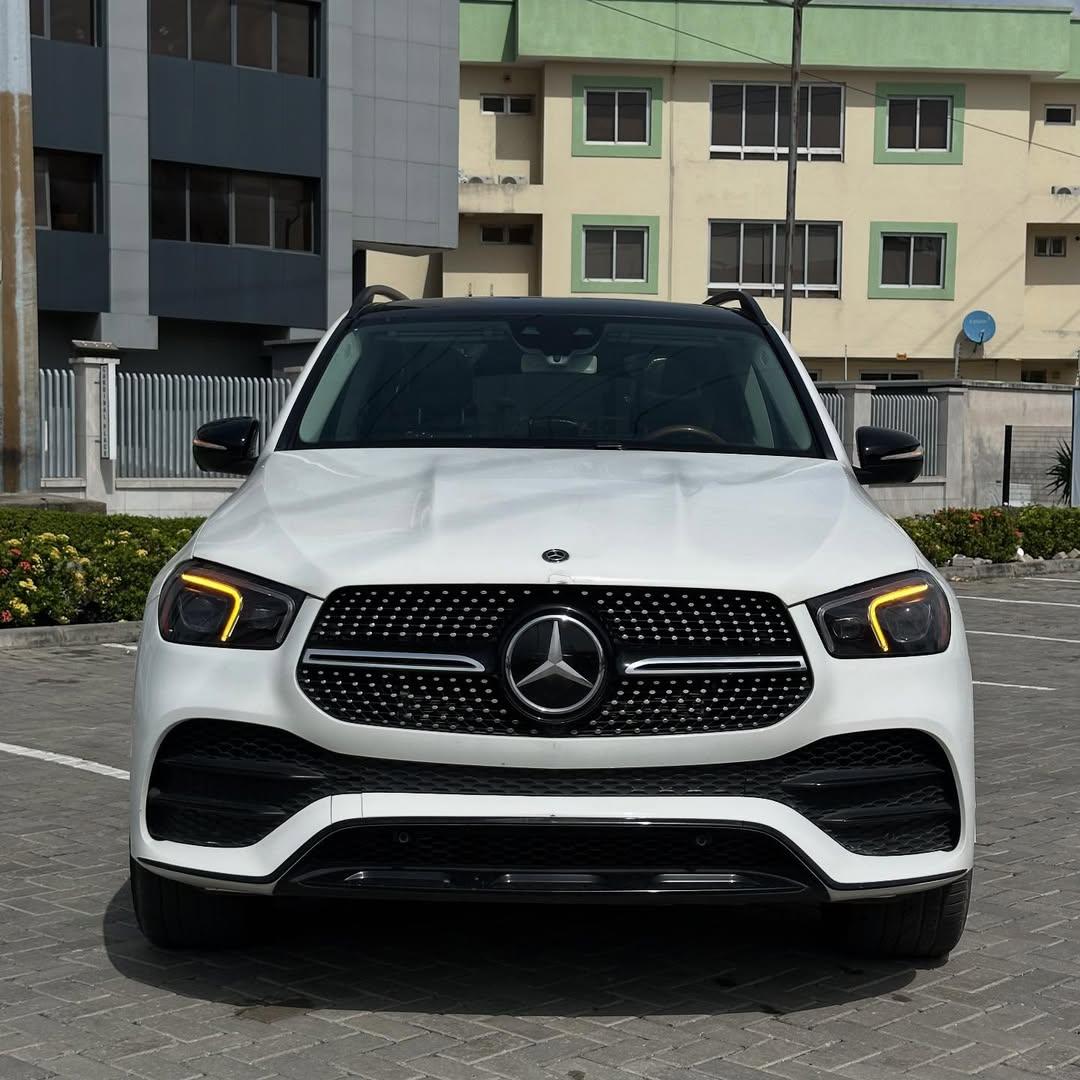Mercedes GLE450 2021